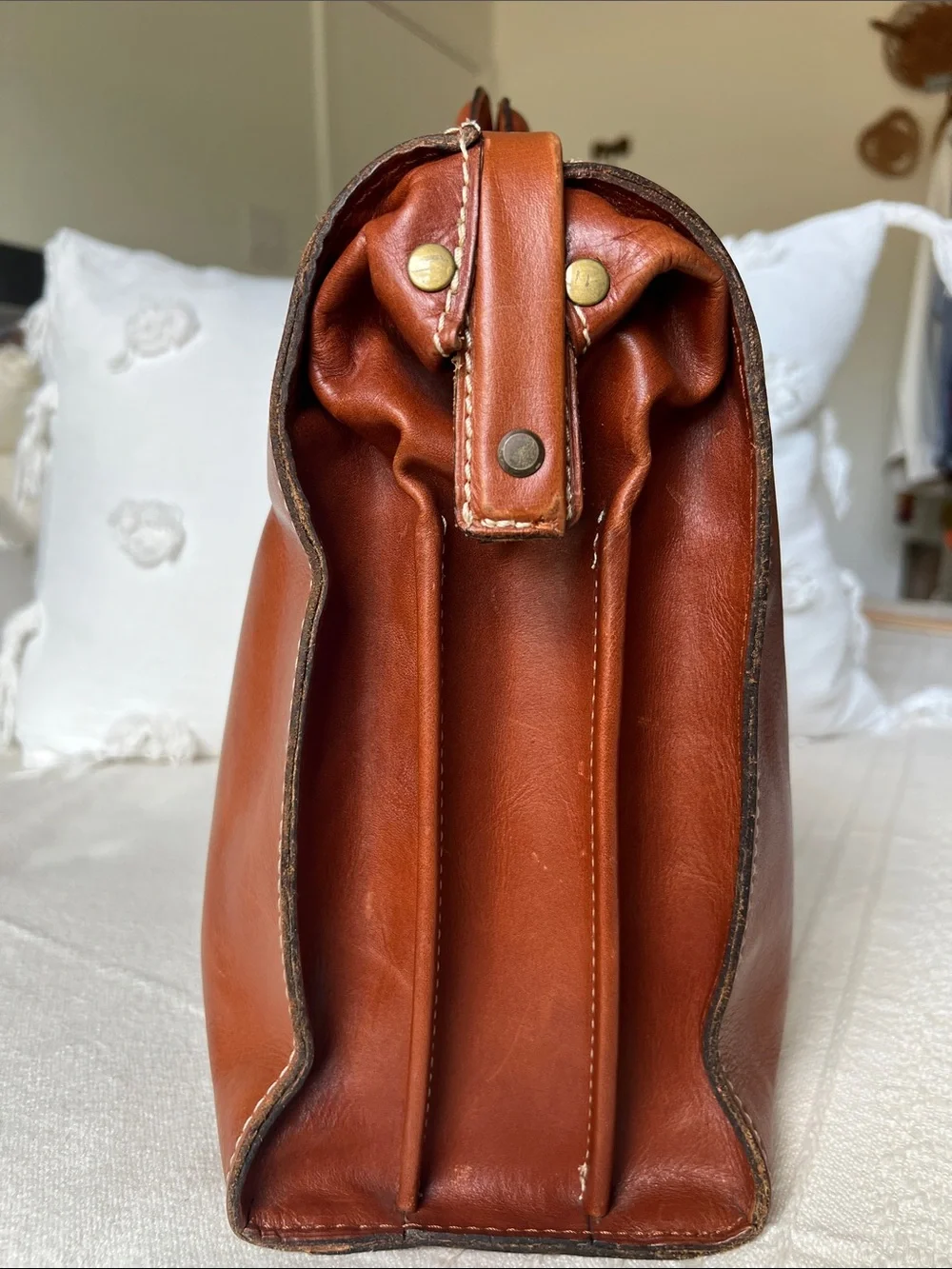 Nash Men's Brown Leather Briefcase Travel Bag - Classic Carry. Italian Leather